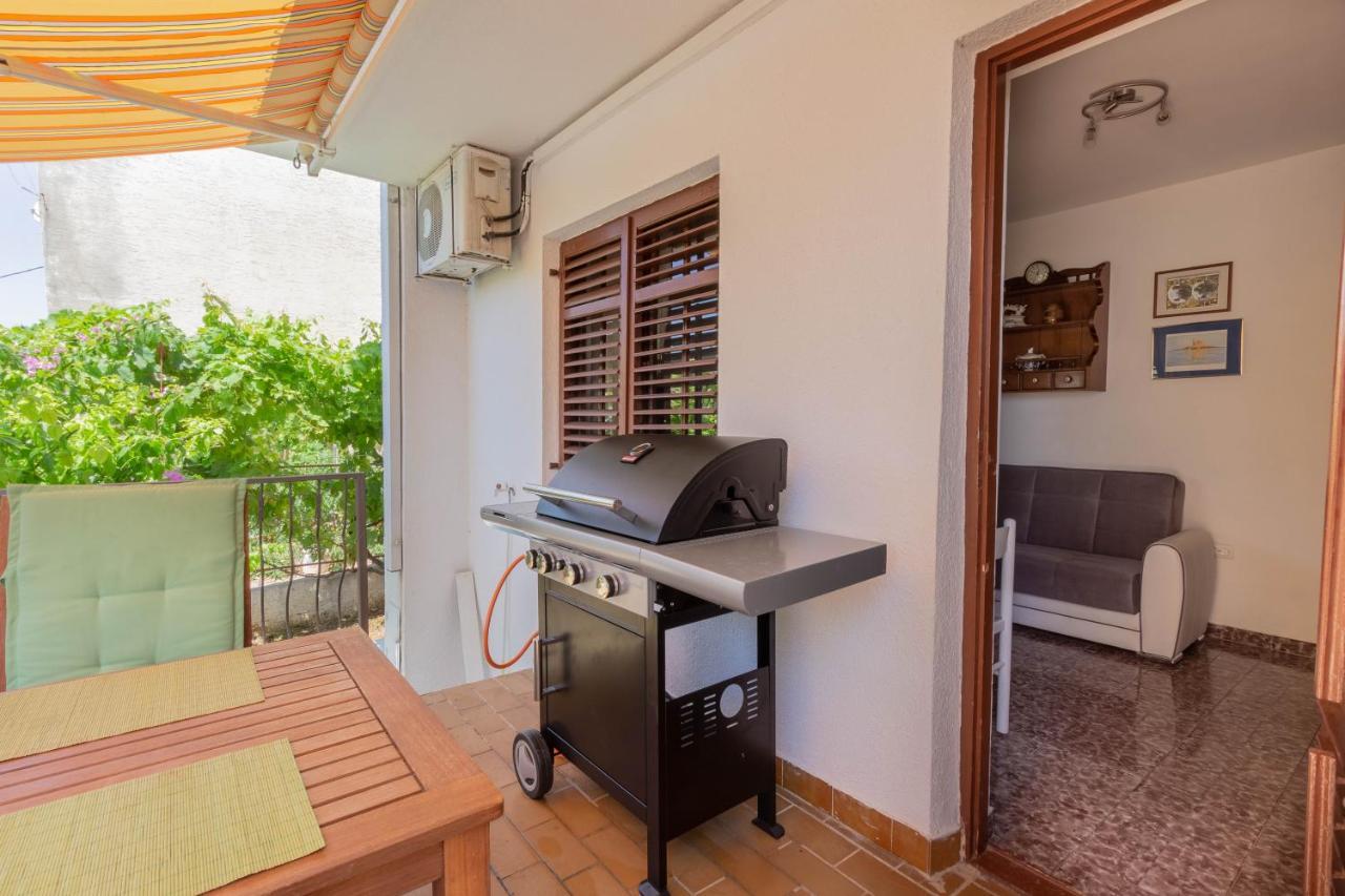 Apartman Dag Podstrana Exterior foto