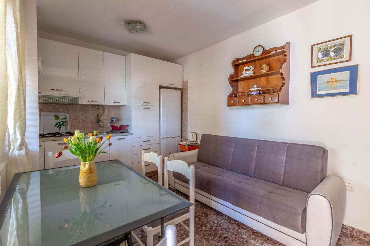 Apartman Dag Podstrana Exterior foto